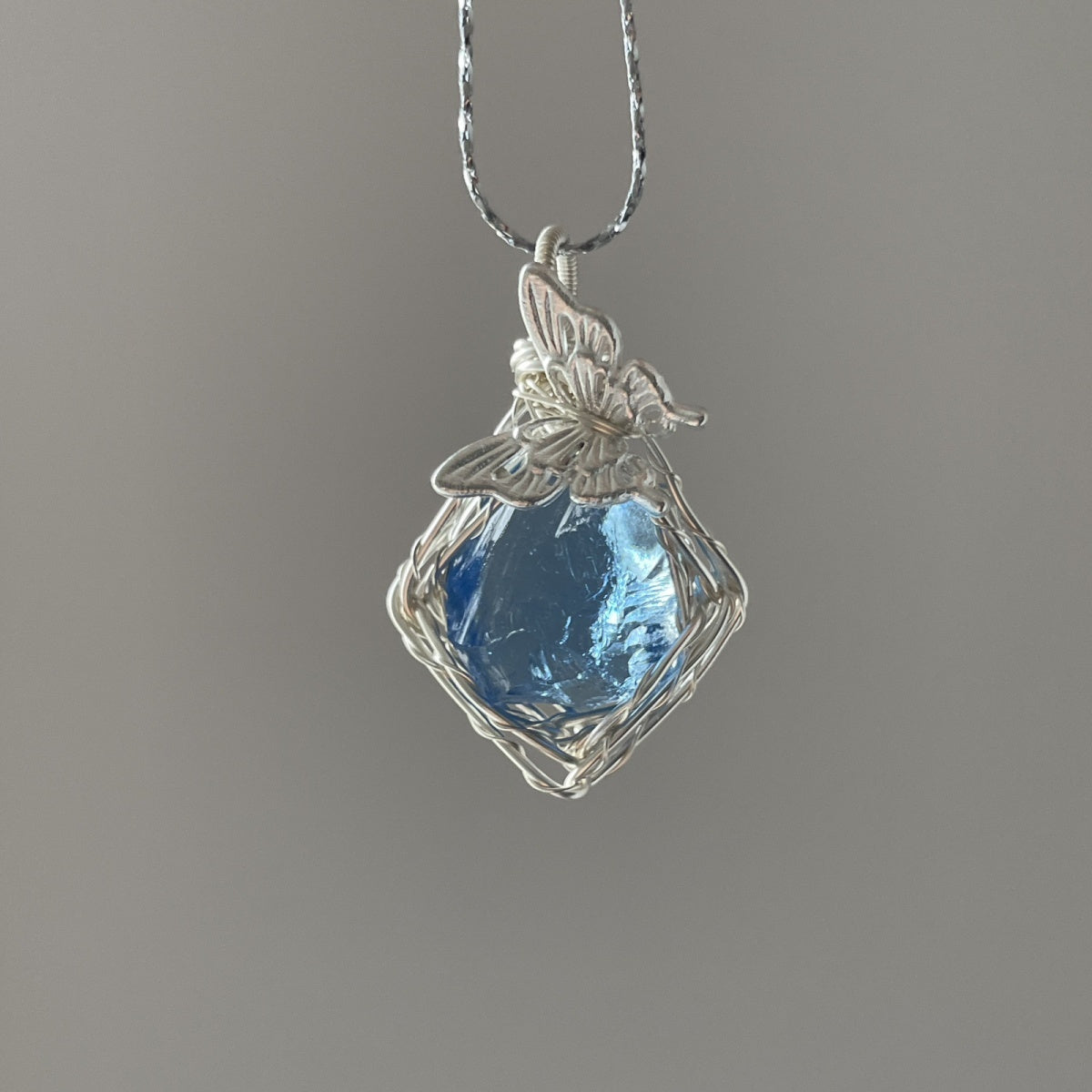 Hand-Wound Crystal Pendant Necklace (Butterfly)