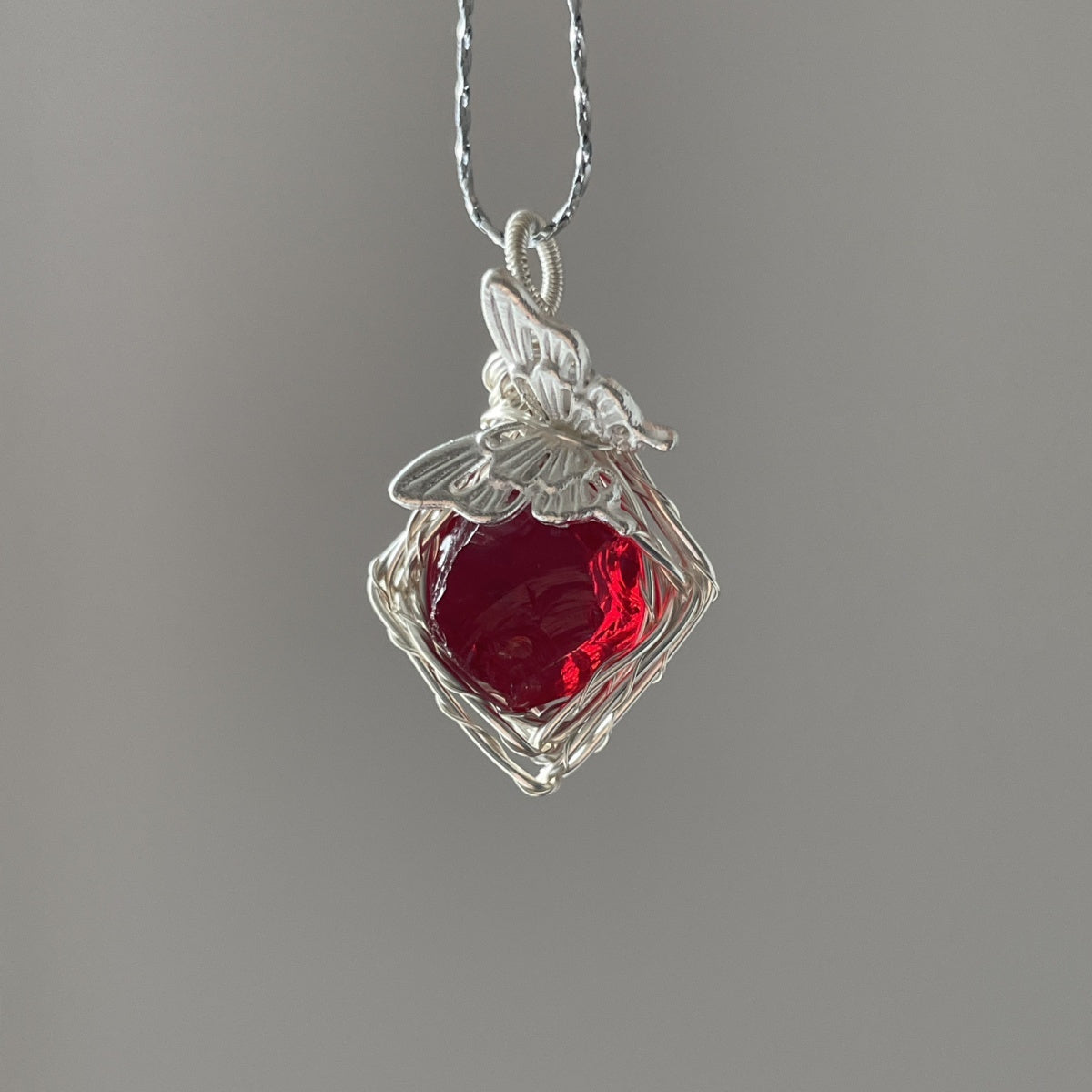 Hand-Wound Crystal Pendant Necklace (Butterfly)