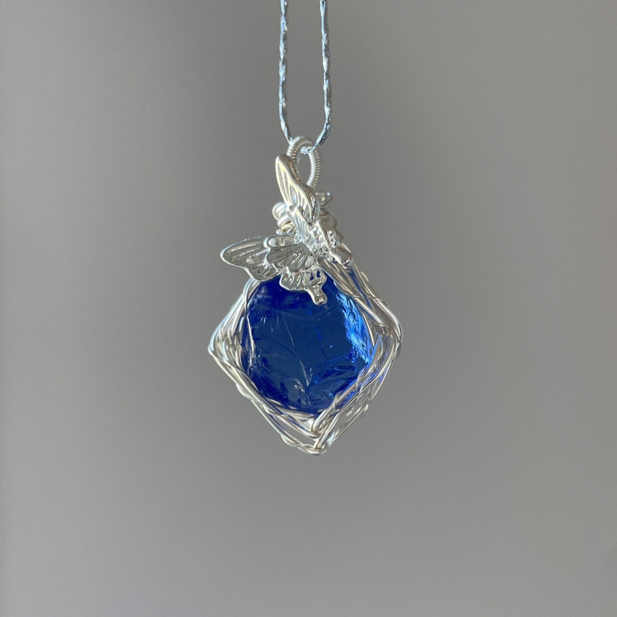 Hand-Wound Crystal Pendant Necklace (Butterfly)