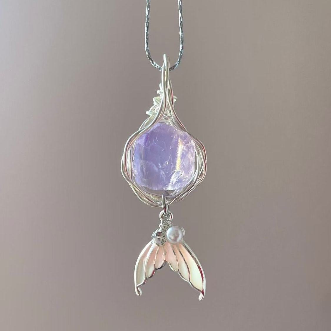 Hand-Wound Crystal Pendant Necklace (Fish)
