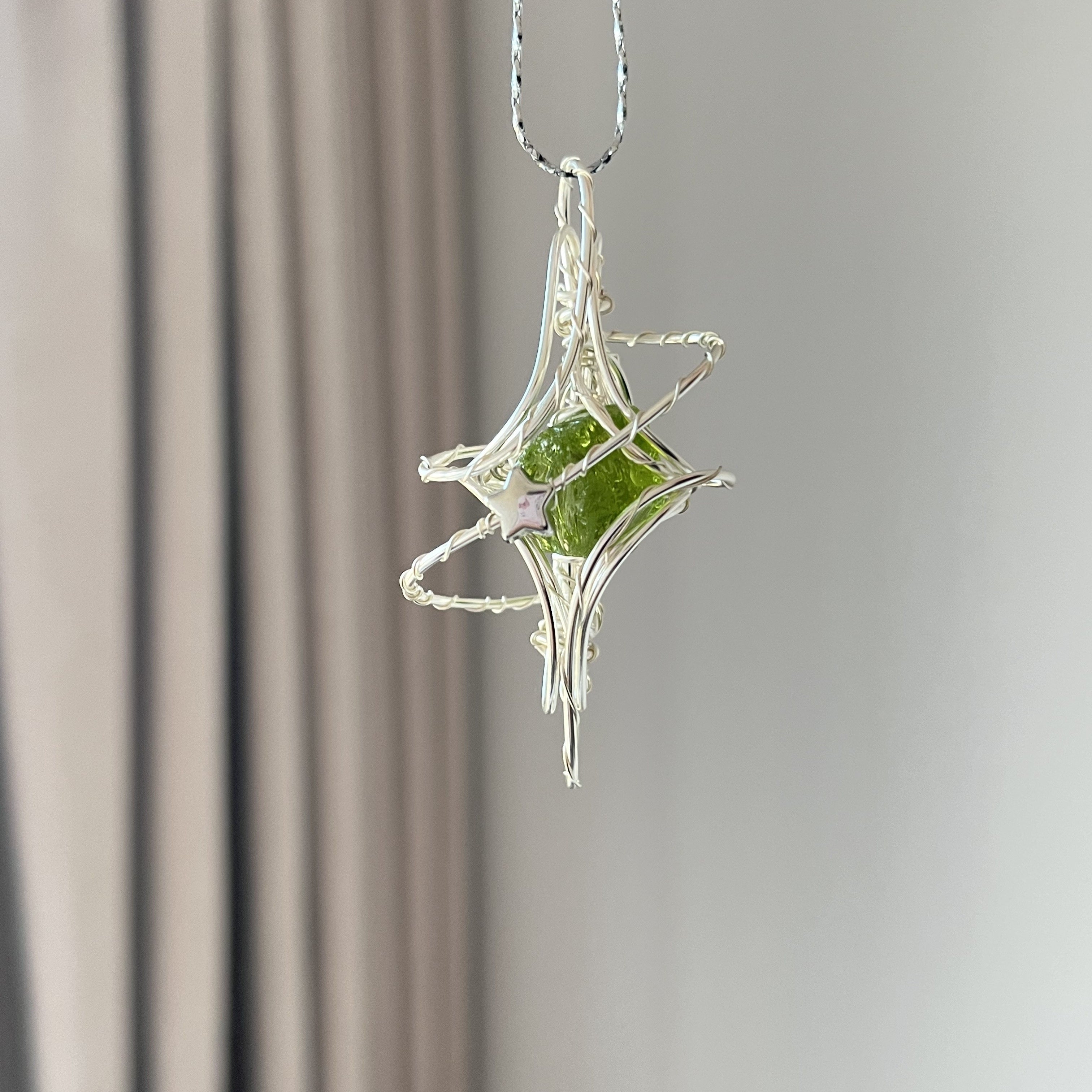 Hand-Wound Crystal Pendant Necklace (Star)